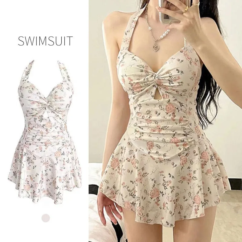 Young Women'S Formal Wear - sexy Korean fashion conservative swimsuit one