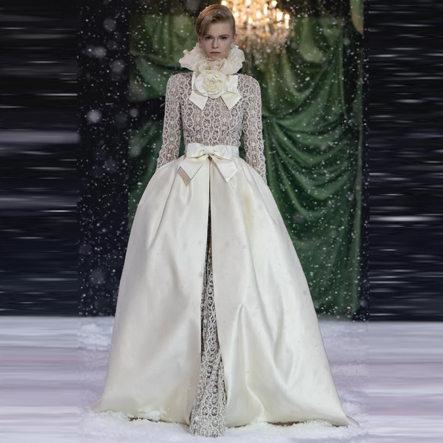 Elegant White Satin Long Skirt - Women Formal Wear Online 评论和价格